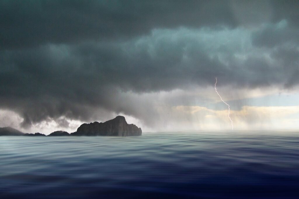 storm, sea, island-8244663.jpg